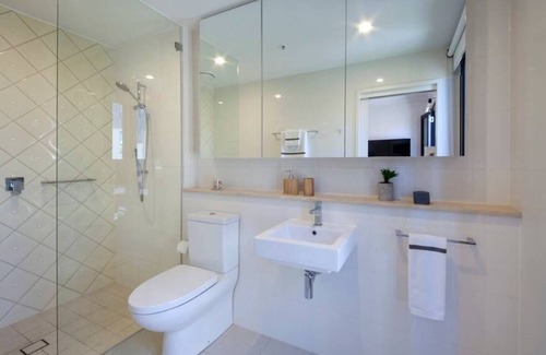Kings Cross Apartment | Designer Penthouse in Potts Point with Sydney City Views