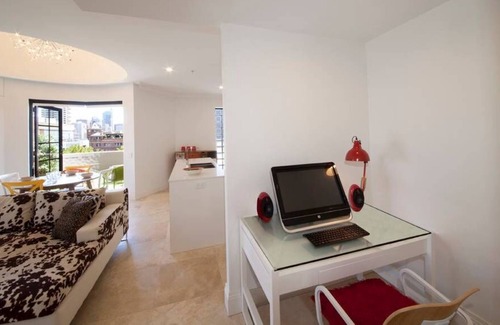 Kings Cross Apartment | Designer Penthouse in Potts Point with Sydney City Views