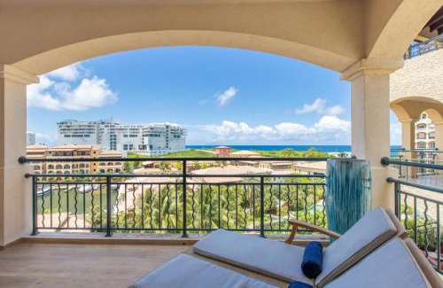 Maho Apartment | Designers Delight 3 BR w Pool Gym Tennis Courts