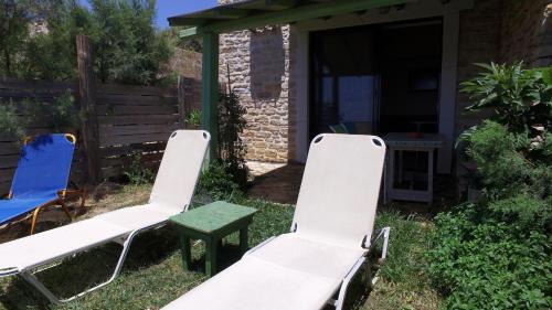 Triopetra House | DESPOINA-Triopetra