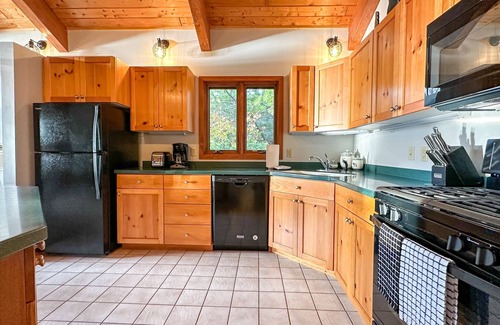 Grand Marais House | Devil Track Lake Home