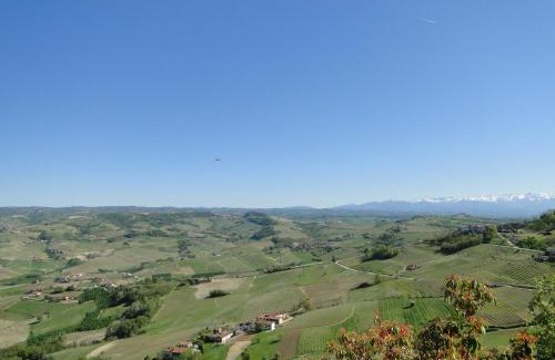 La Morra Apartment | Di-vinodormire
