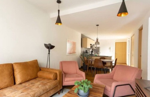 Colonia Cuauhtemoc Apartment | Diana Cazadora Apartment - One Block From Reforma Ave