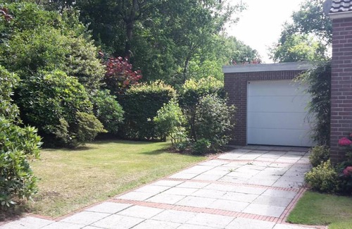 Hage House | "Die Schönsten Tage mit dem Hund "Ferienhaus " im Kurpark Hage-Berum " Nordseeküste"