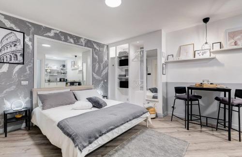 Celio House | Diecipassi dal Colosseo