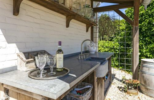 Ouddorp House | Dijkstelweg 30 - Ouddorp NOT INTENDED FOR COMPANY OR WORK-RELATED STAYS