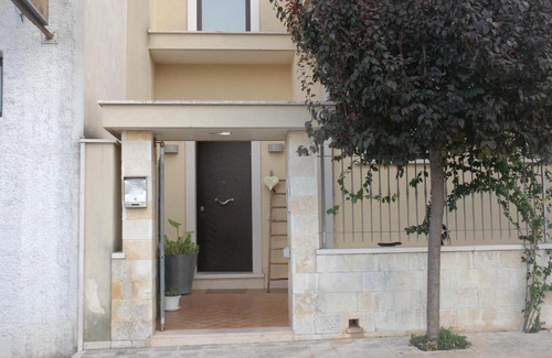 Conversano House | Dimora a Corte Casa Vacanze