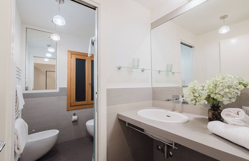 San Polo Hotel | DIMORA CAPULETI