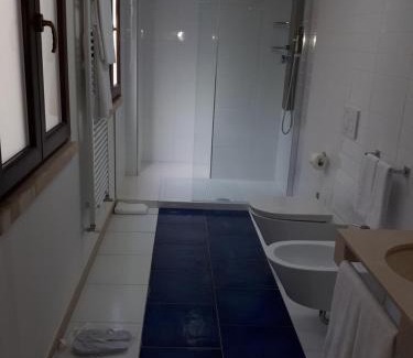 Lecce Historic Center Bed & Breakfast | Dimora Charleston Lecce parcheggio privato in loco gratis
