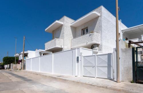Campomarino di Maruggio House | Dimora le Dune a 100 MT dal mare