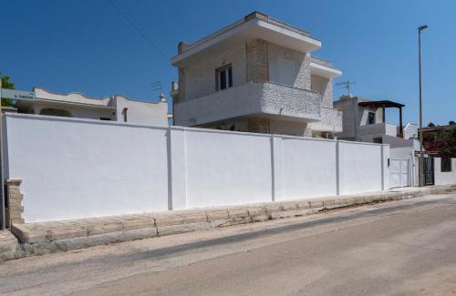 Campomarino di Maruggio House | Dimora le Dune a 100 MT dal mare