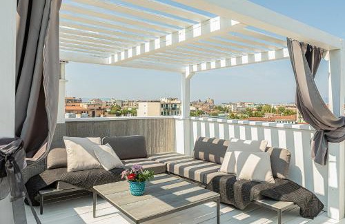 Careggi Rifredi Apartment | Dimora Romito with Private Terrace