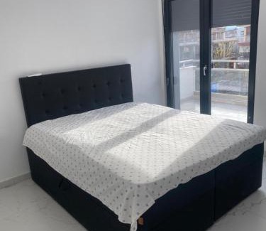 Paralia Ofryniou Apartment | Dionysus building