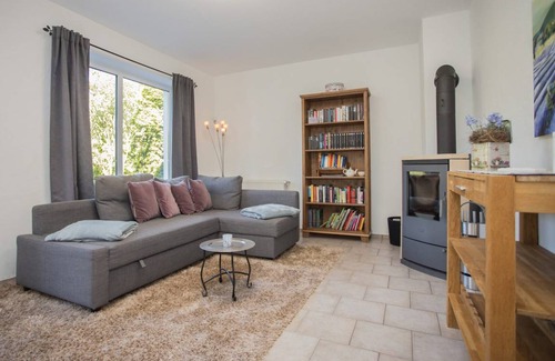 Elkeringhausen Apartment | Direct to walkingroutes, in a woody area, with mountains and a small lake