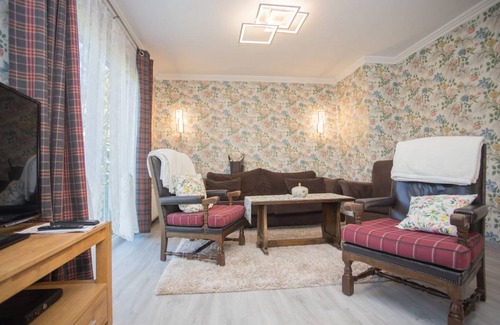 Elkeringhausen Apartment | Direct to walkingroutes, in a woody area, with mountains and a small lake