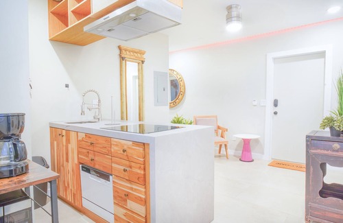East Little Havana Apartment | Discover the Wonders of This Amazing Apt