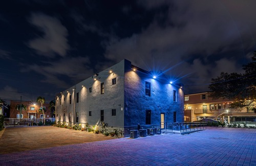 East Little Havana Apartment | Discover the Wonders of This Amazing Apt