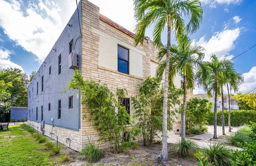 East Little Havana Apartment | Discover the Wonders of This Amazing Apt