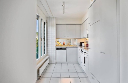 Hottingen Apartment | Discover Zurich's Best: Ideal Apartment