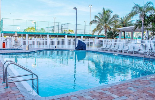 Port Canaveral Apartment | Discovery Beach Resort