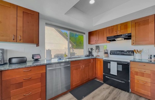 Chandler House | Dive In Desert - 3Bd - Pool Oasis