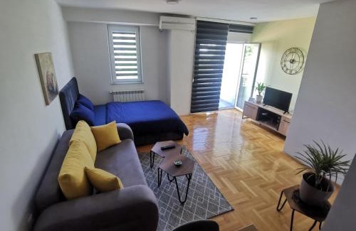 Kisela Voda Apartment | DJS-Modern Studios