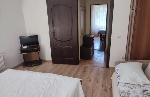 Mukachevo Apartment | DOBA - Центр 1 кім 4 міс Завжди тепла !