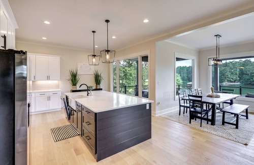 Milledgeville House | Dock + Views: Spacious Lake Sinclair Retreat
