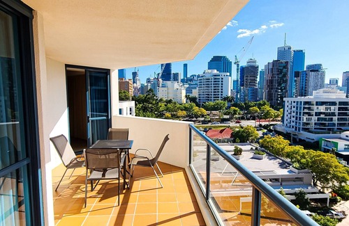 Kangaroo Point Apartment | Dockside Brisbane