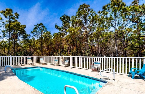 Plantation House | Dog-friendly Gulf-view home with a pool, washer/dryer, fireplace & AC