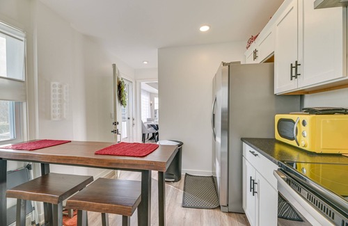 Rochester House | Dog-Friendly Rochester Home ~ 3 Mi to Downtown!
