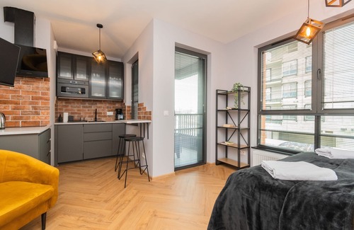Mlyniska Apartment | Doki Studio Montownia byGrand Apartments