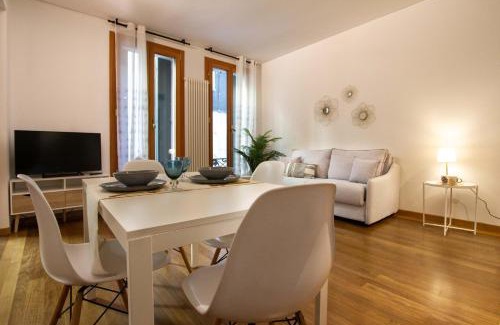 Treviso Apartment | Dolfin Apartment * * * * *