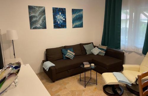Balatonfenyves House | DOM Nyaraló