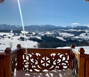 Czerwienne Ski Chalet | Dom Pod Bachledówką