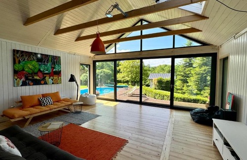 Nowe Rybie Villa | Dom w Starym Sadzie z basenem i sauną - Beskid Wyspowy