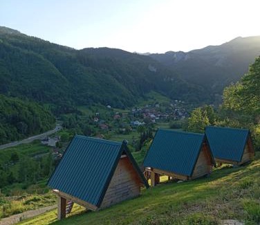 Montenegro House | Domaćinstvo Pešića