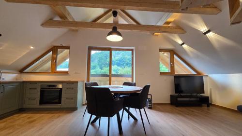 Bohinj Apartment | Domačija Loncnar