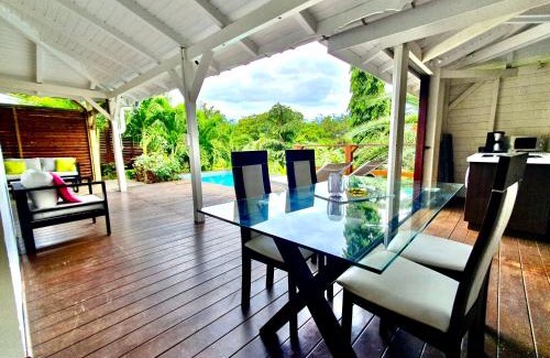 Deshaies House | Domaine Palm Lodges Villa Alizés