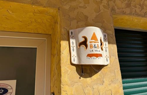 Sant'Antioco House | Domo La Vela - Affittacamere - Living Sant'Antioco