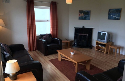 Doolin Cottage | Doolin Village L08 - a two story that sleeps 6 guests in 3 bedrooms