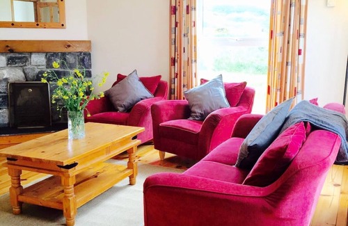 Doolin Cottage | Doolin Village L08 - a two story that sleeps 6 guests in 3 bedrooms