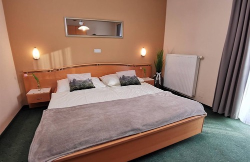 Feldbach Bed & Breakfast | Doppelzimmer Standard, Teilweise mit Balkon - Hotel & Wirtshaus Hödl-kaplan