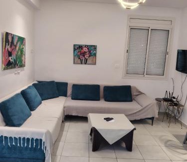La Marsa Apartment | Dorra house