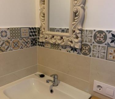 San Ambrosio Apartment | Dos Leones