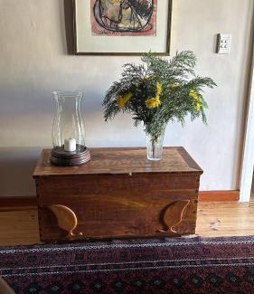 Paarl Apartment | Dottie's charming cottage two bedroom apartment and workspace