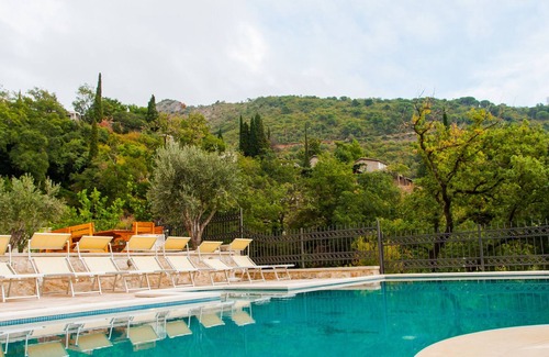 Rezevici Apartment | Double room #1 w/shared pool @Pietra Mare Apts
