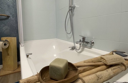 Montferrier-sur-Lez Villa | Double room in atypical place