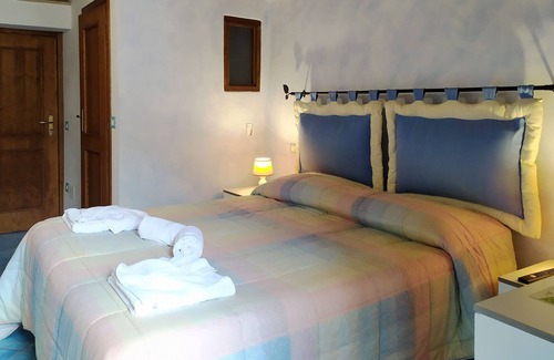 Formia Bed & Breakfast | Double Room With Private Bathroom and Breakfast on Request