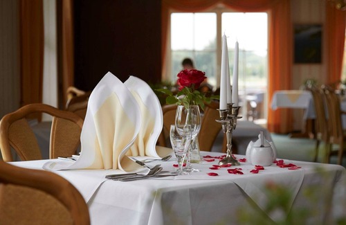 Muritz House | Double room with terrace and lake view - Flair Seehotel Zielow